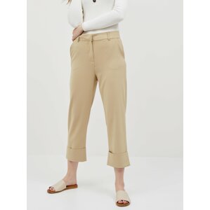 Beige short-cut trousers by Jacqueline de Yong Wagner