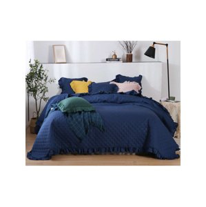 Edoti Quilted bedspread Ruffy A545
