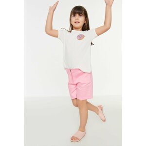 Trendyol Shorts - Rosa - Normal Waist