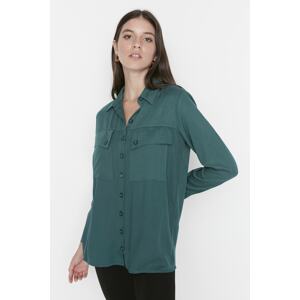 Trendyol Shirt - Grün - Regular fit