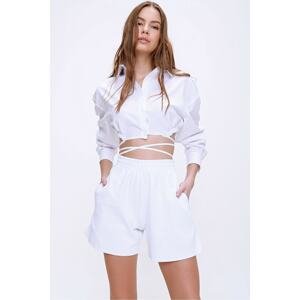 Trend Alaçatı Stili Shorts - White - High Waist