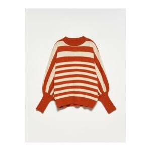 Dilvin 10228 Large Collar Sweater with Bat-orange