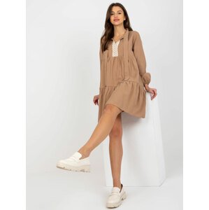 Loose camel dress Kaley RUE PARIS with frills and lace