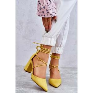 Classic knotted suede pumps Yellow Lucira