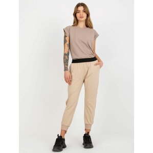 Women's basic sweatpants with pockets - beige