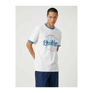 Koton Men's College T-Shirt with Printed Crew Neck Short Sleeved