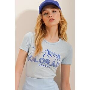 Trend Alaçatı Stili T-Shirts - Blau - Fitted