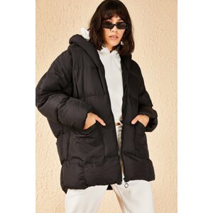 Bianco Lucci Women's Black Oversized Down Coat with Large Double Pockets Hooded