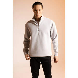 DEFACTO Comfort Fit Sweatshirt