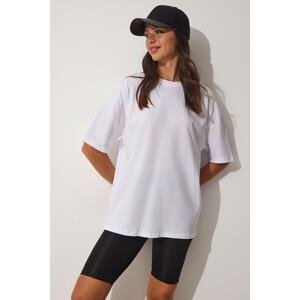 Happiness İstanbul Women's White Crew Neck Oversized T-Shirts