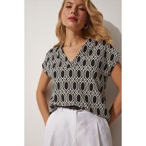 Happiness İstanbul Women's White Black V-Neck Patterned Knitted Blouse