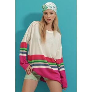 Trend Alaçatı Stili Women's Fuchsia Crew Neck Striped Color Block Oversized Seasonal Knitwear Sweater