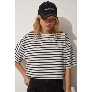 Happiness İstanbul Women's White Black Striped Cotton Crop Knitted Tshirt
