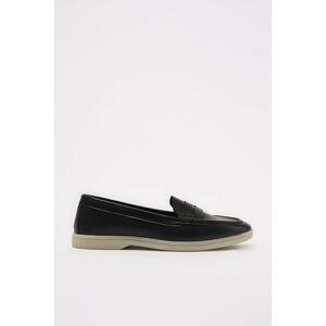 Yaya by Hotiç Black Women's Loafers. 01YY208350A100