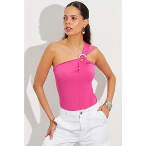 Cool & Sexy Women's Fuchsia One-Shoulder Buckle Bodysuit