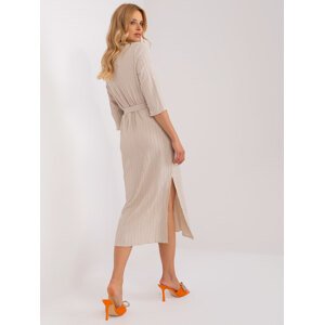 Light beige casual dress with slits