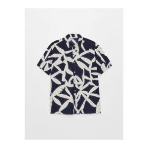 LC Waikiki Men's Regular Fit Short Sleeve Patterned Shirt.