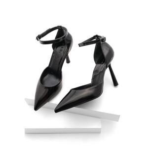 Marjin Women's Pointed Toe Stiletto Ankle Strap Metallic Detail Heels Danle Black