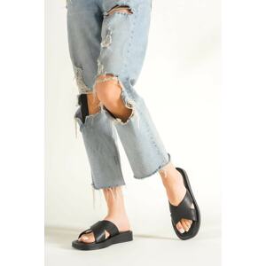 Capone Outfitters Capone Cross-Band Black Women's Slippers