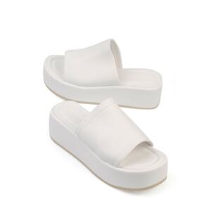 Capone Outfitters Mules - White - Flat