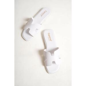 Capone Outfitters Capone Vol. Halsey White Women's Slippers