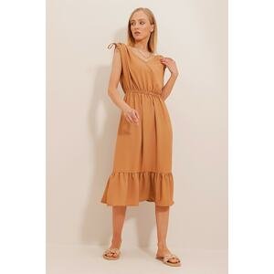 Trend Alaçatı Stili Women's Camel Front And Back V-Neck Skirt With Ruffles And Pleated Shoulders Woven Dress