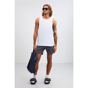 GRIMELANGE Barkley Relaxed Singlets Solid Color White Round Neck Sleeveles