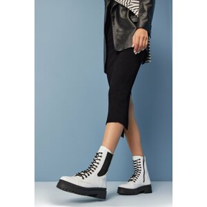 Yaya by Hotiç Women's White Boots & Booties