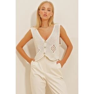 Trend Alaçatı Stili Women's Cream Ethnic Patterned Knitwear Vest