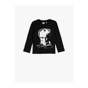 Koton Ataturk Printed T-Shirt Long Sleeved Crew Neck Cotton 100th Anniversary.