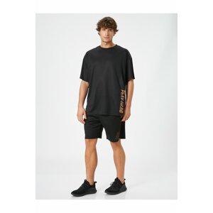 Koton Short Sport Shorts with a lace-up waist, reflective print detail, pockets.