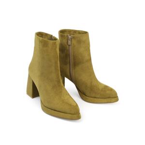 Capone Outfitters Capone Round Toe Side Zipper Platform Women's Boots