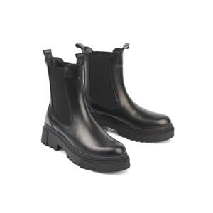 Capone Outfitters Capone Women's Boots From Genuine Leather With Elastic Sides.