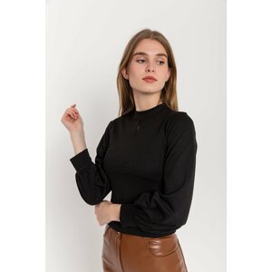 HAKKE Balloon Front Dropped Sleeve Crepe Blouse