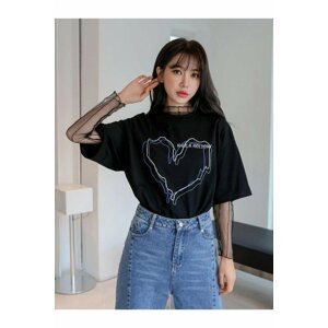 MOONBULL Oversized Black T-shirt with Heart Print on the Front