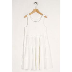 zepkids Girl's White Colored Elastic Waist Pleated Dress
