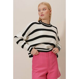 HAKKE Women's Striped Bagel Collar Knitwear Crop Sweater
