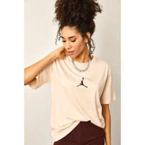 XHAN Women's Cream Front Printed Oversized Basic T-Shirt