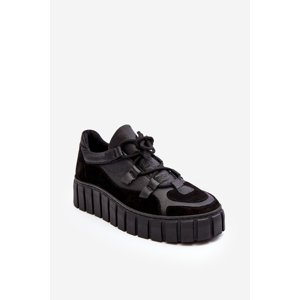 Women's leather sports shoes on the Zazoo Black platform