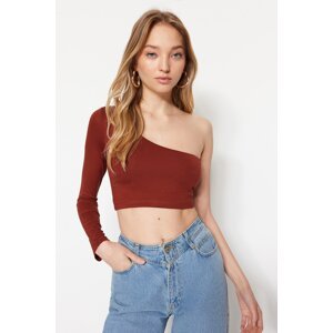 Trendyol Brown One-Shoulder Fitted/Slippery Knitted Blouse with a Crop
