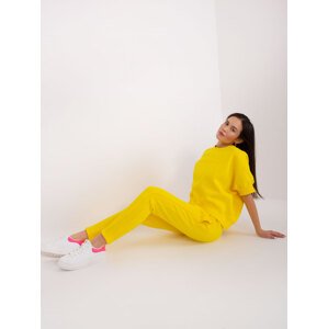 Yellow tracksuit with sweatshirt with patch