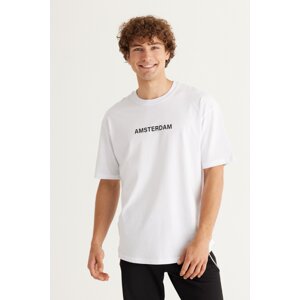 AC&Co / Altınyıldız Classics Men's White Long Fit 100% Cotton Oval Cut Crew Neck Amsterdam Print Short Sleeved T-Shirt.
