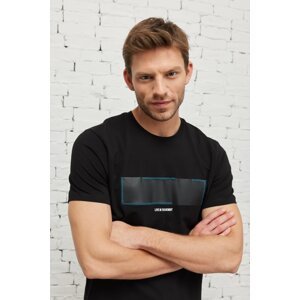 ALTINYILDIZ CLASSICS Men's Black Slim Fit Slim-fit Fitted Crew Neck Cotton Patterned T-Shirt.