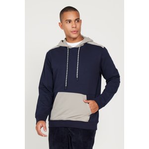 ALTINYILDIZ CLASSICS Men's Navy Blue Standard Fit Regular Cut Hoodie with Pockets Sweatshirt.