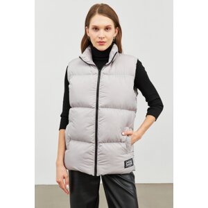 River Club Women's Regular Fit Gray Inflatable Vest With Lined Waterproof And Windproof.