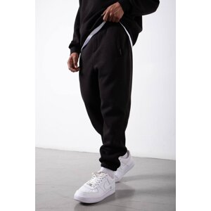 XHAN Black Organic Cotton Raised Trousers