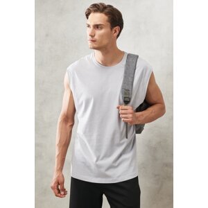 AC&Co / Altınyıldız Classics Men's Gray Oversize Wide Fit 100% Cotton Crew Neck Sports T-Shirt