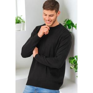 V0230 DEWBERRY MEN'S SWEATER-PLAIN BLACK