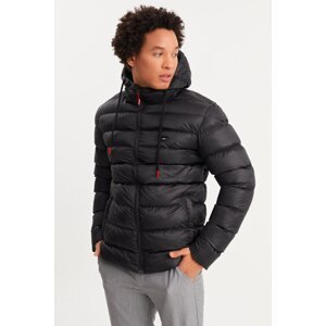 River Club Men's Black Thick Lined Water and Windproof Hooded Winter Puffer Coat