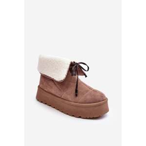 Beige snow boots on the Olimuka platform with sheepskin